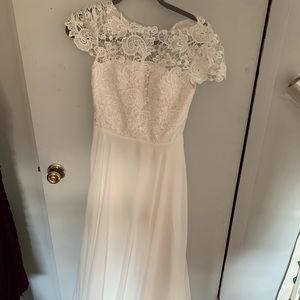 JJ HOUSE Size 2 Wedding Dress